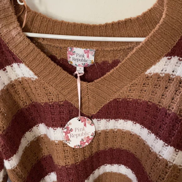 NWT cropped striped sweater M - Picture 3 of 4